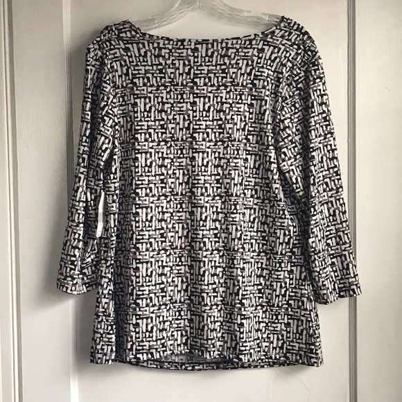 4/$20 Kim Rogers Petite PL Blouse Buckle Shoulder - Picture 7 of 8